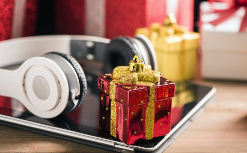 5 High-End Executive Gift Ideas for Your Brand